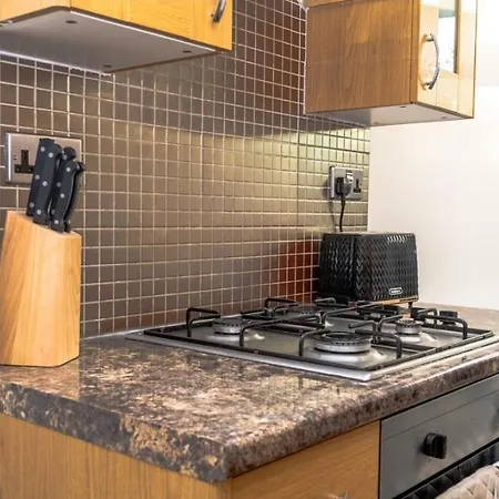 Comfortable 3br Home, Steps From Town Centre, Sleeps 6, Free Parking Сasa de vacaciones York