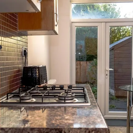 Charming House- Walking Distance To Town Centre York